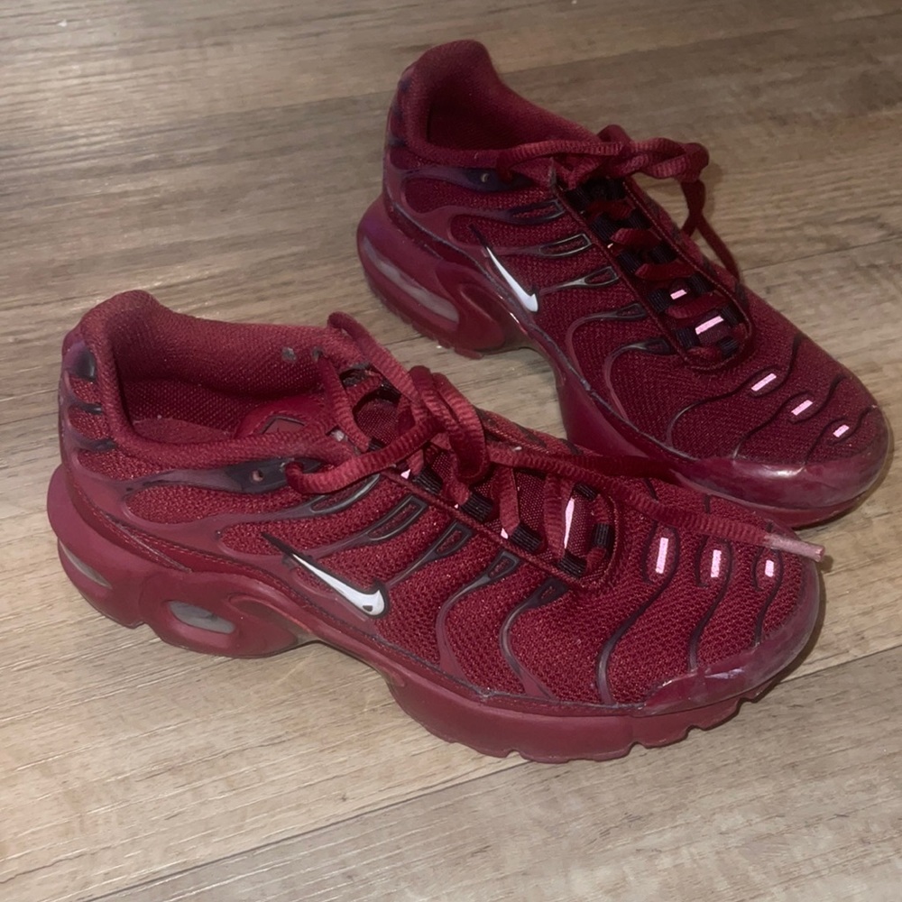 Boys Air max plus (team red)
